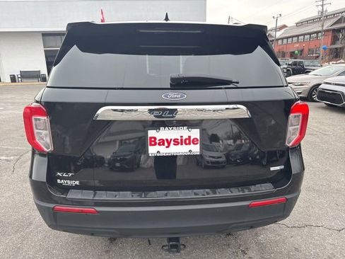 Used 2020 Ford Explorer XLT w/ Comfort Package image 32