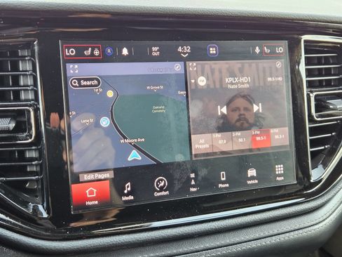 Used 2022 Dodge Durango GT RWD image 21