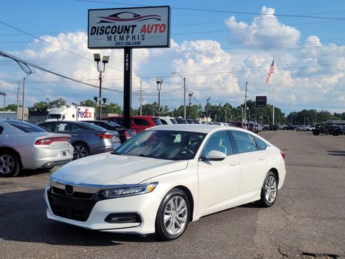 Used 2018 Honda Accord LX image 17