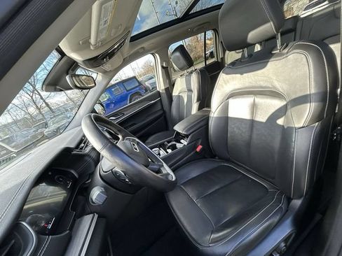 Used 2022 Jeep Grand Cherokee Limited AWD/4WD image 15