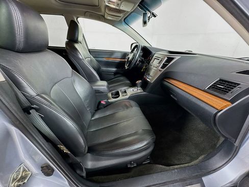 Used 2014 Subaru Outback 3.6R Limited w/ Moonroof Package image 34