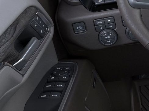 New 2026 Chevrolet Silverado 1500 LTZ w/ LTZ Premium Package AWD/4WD image 22