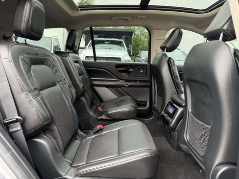 Used 2022 Lincoln Aviator Reserve w/ Elements Package Plus AWD/4WD image 25