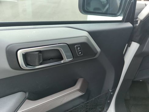 Used 2023 Ford Bronco Black Diamond AWD/4WD image 19