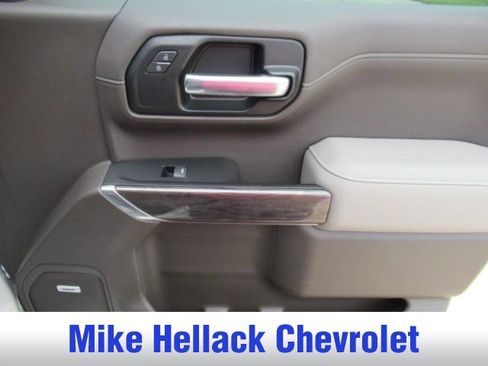Used 2020 Chevrolet Silverado 1500 LTZ w/ LTZ Premium Package AWD/4WD image 13