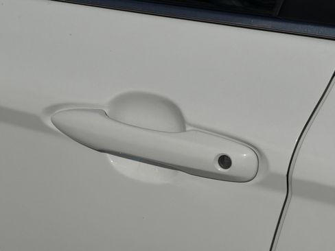 Used 2024 Toyota Camry LE image 10