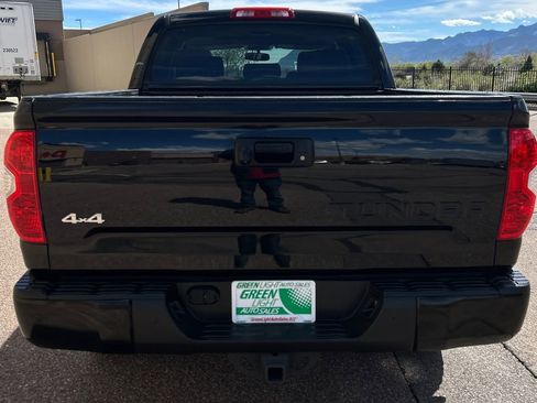 Used 2015 Toyota Tundra Limited w/ Limited Premium Package image 13