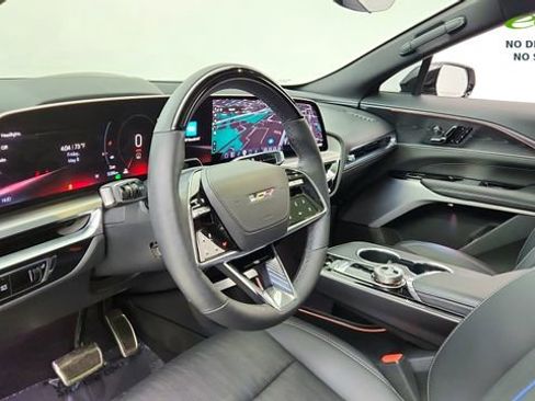 Used 2026 Cadillac Lyriq V AWD/4WD image 19