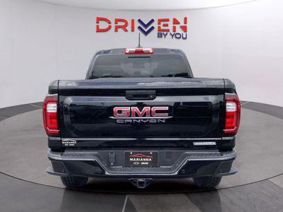 New 2025 GMC Canyon Elevation w/ Convenience Package