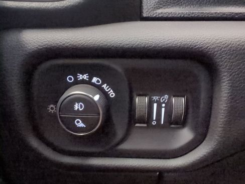 Used 2025 RAM 1500 Big Horn AWD/4WD image 22