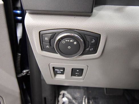 Used 2018 Ford F150 XLT w/ Equipment Group 302A Luxury image 18