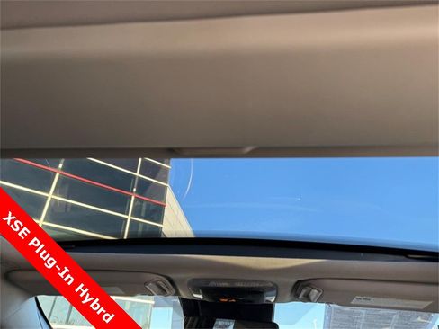 Used 2024 Toyota Prius Prime image 15