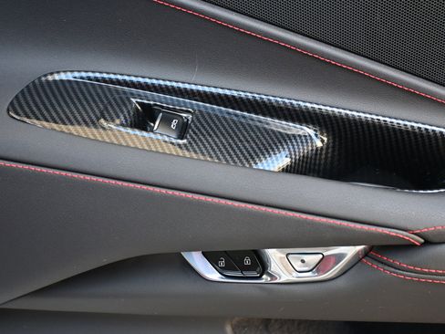 Used 2023 Chevrolet Corvette Stingray Convertible w/ 1LT image 19