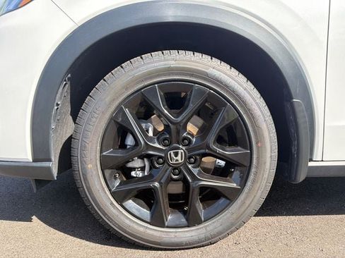Used 2023 Honda HR-V Sport image 15