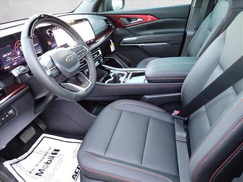 New 2026 Chevrolet Traverse Z71 w/ Enhanced Driving Package image 13