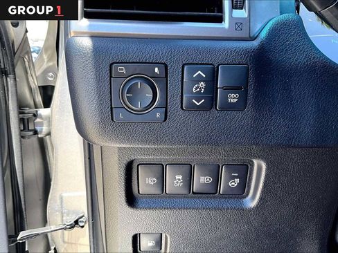 Certified 2023 Lexus GX 460 Premium w/ Premium Package AWD/4WD image 33