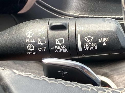 Certified 2022 Jeep Grand Cherokee Limited AWD/4WD image 22