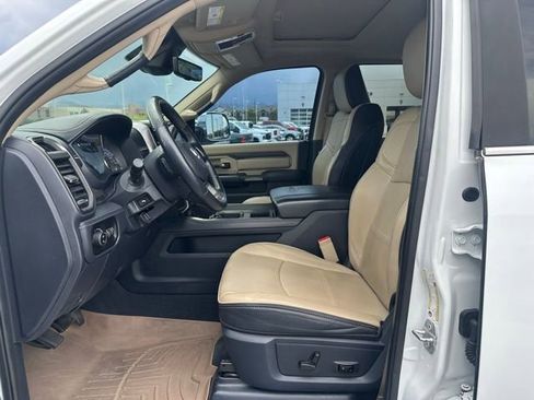 Used 2022 RAM 3500 Limited AWD/4WD image 2