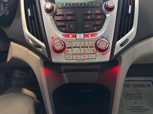 Used 2014 GMC Terrain SLT image 9