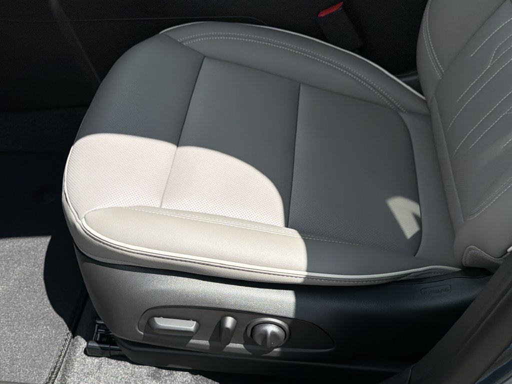 New 2026 Buick Envista Sport Touring FWD image 23