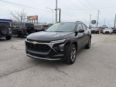 Used 2025 Chevrolet Trax LT