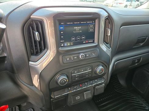 Used 2020 Chevrolet Silverado 1500 Custom w/ Custom Value Package RWD image 23