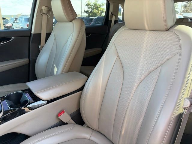 Used 2023 Lincoln Nautilus Reserve w/ Equipment Group 201A AWD/4WD image 13