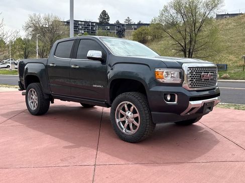 Used 2019 GMC Canyon Denali image 1