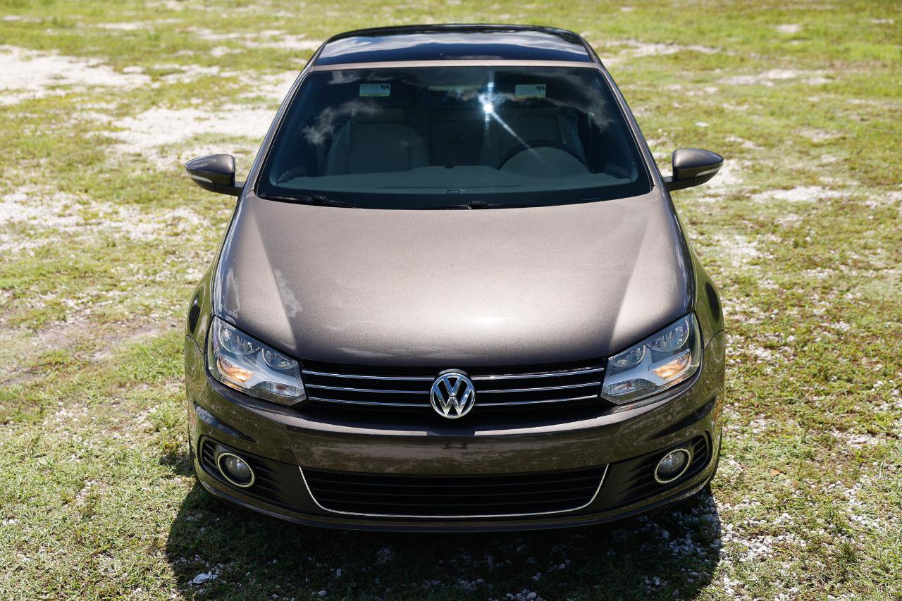 Used 2013 Volkswagen Eos Komfort FWD image 19