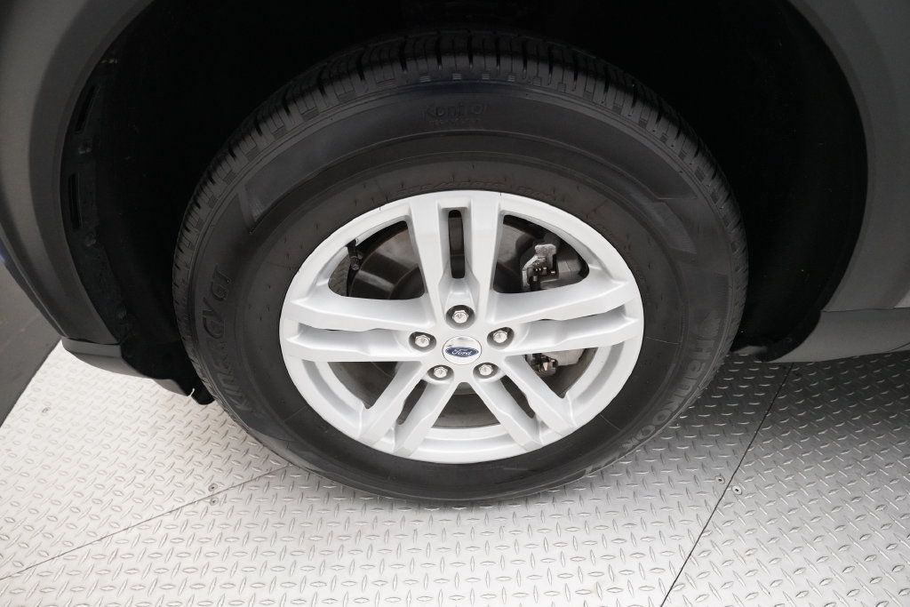 Used 2024 Ford Explorer XLT w/ Class IV Trailer Tow Package AWD/4WD image 26
