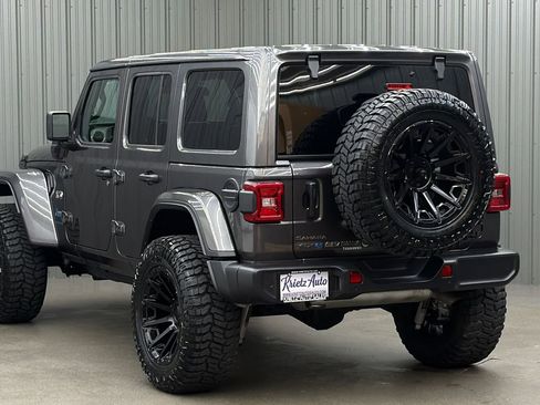 Used 2025 Jeep Wrangler Unlimited Sahara w/ Safety Group AWD/4WD image 3