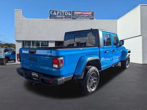 New 2026 Jeep Gladiator Sport image 3