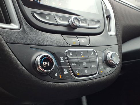 Used 2024 Chevrolet Malibu LT image 15