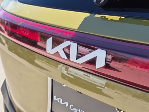 Certified 2024 Kia Seltos SX AWD/4WD image 13