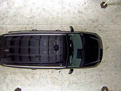 Used 2024 Kia Sorento S image 16