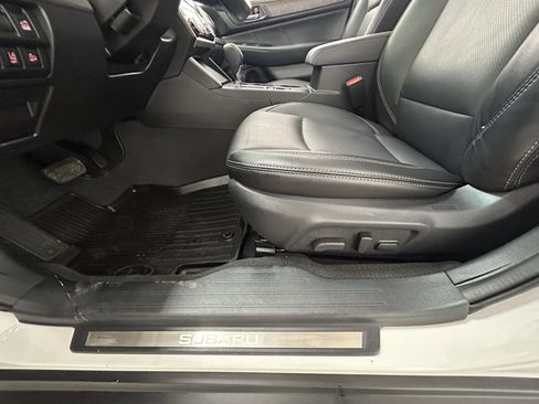 Used 2018 Subaru Outback 3.6R Limited image 31