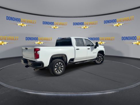 Used 2024 Chevrolet Silverado 2500 Custom w/ Z71 Off-Road Package AWD/4WD image 11