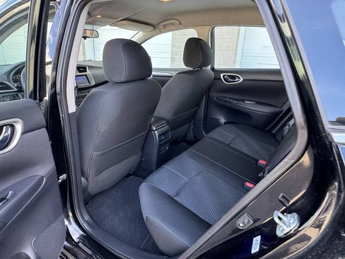 Used 2017 Nissan Sentra SR w/ SR Midnight Edition FWD image 27