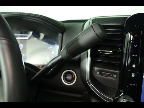 Used 2024 RAM 3500 Laramie w/ Night Edition image 20