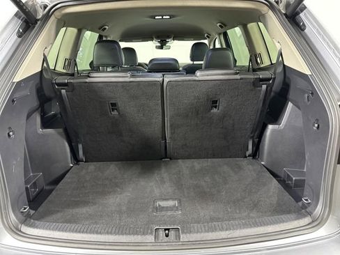 Used 2025 Volkswagen Atlas SE image 26