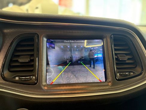 Used 2017 Dodge Challenger R/T Plus image 32