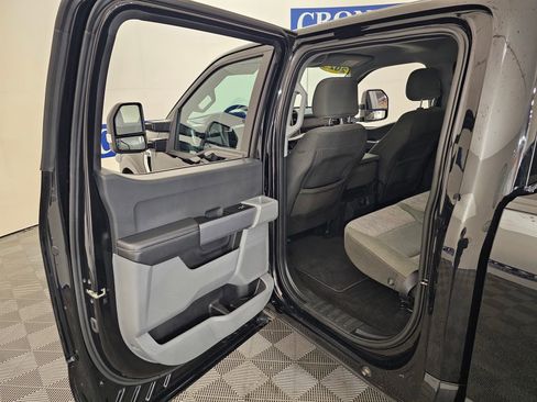 Used 2023 Ford F150 XLT w/ Trailer Tow Package image 38