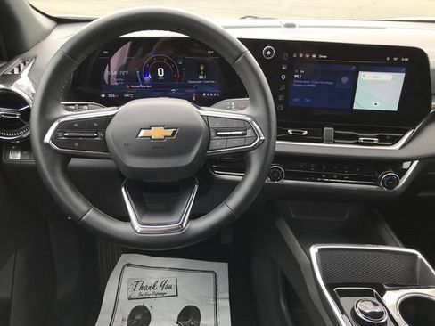 Certified 2026 Chevrolet Equinox LT AWD/4WD image 7