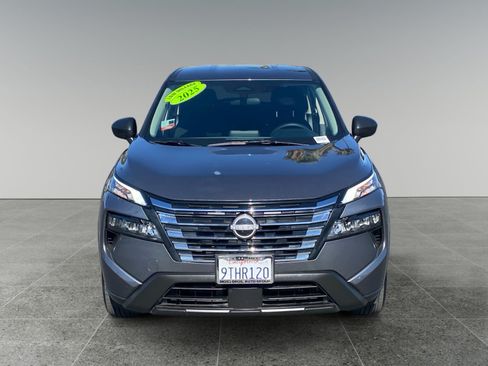 Used 2025 Nissan Rogue S FWD image 8