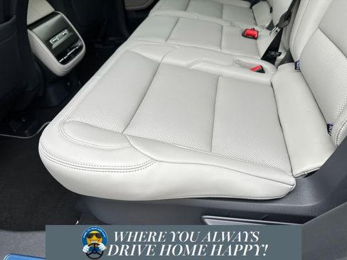 New 2026 Lincoln Nautilus Premier w/ Equipment Group 102A image 21