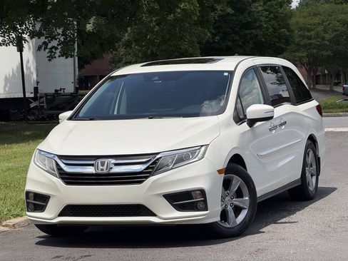 Used 2018 Honda Odyssey EX-L image 2