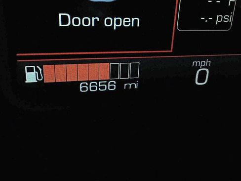 Used 2020 Ferrari F8 Tributo RWD image 42