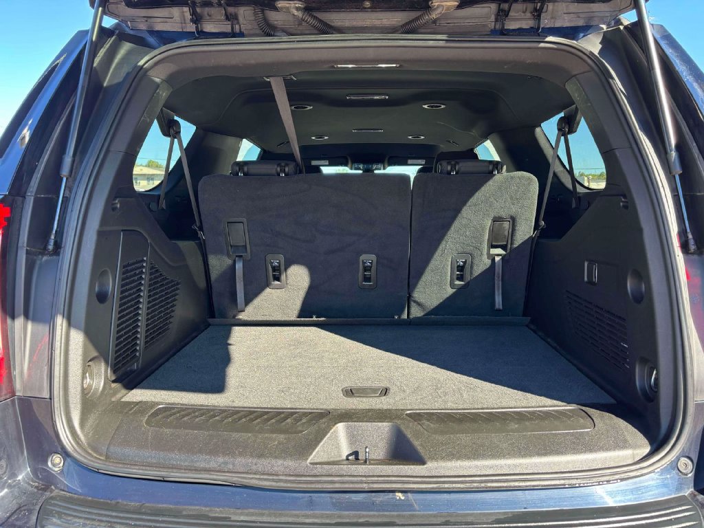 Used 2022 GMC Yukon XL SLE w/ Gmc Pro Safety Plus Package AWD/4WD image 32