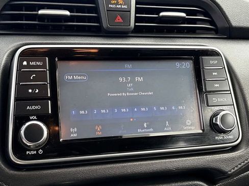 Used 2020 Nissan Versa S image 14