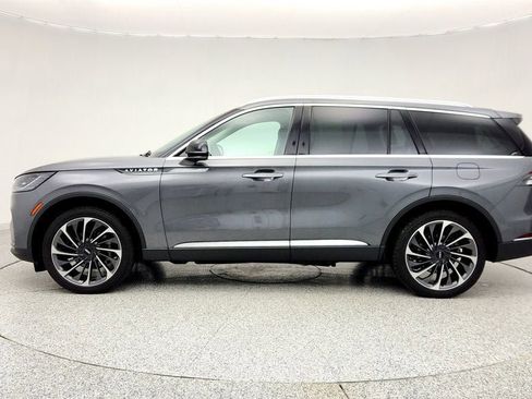 Used 2025 Lincoln Aviator Reserve w/ Equipment Group 201A image 8